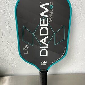 Diadem Warrior Pickleball Paddle - Black and Teal